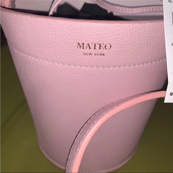 NWT MATEO NEW YORK The Madeline Leather Bucket Bag -Blush Pink - retails at $495 - Picture 6 of 6